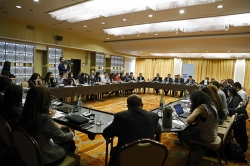 ՀՀ ոստիկանության և զանգվածային լրատվության միջոցների ու հասարակական կազմակերպությունների համագործակցության հարցերին նվիրված կլոր սեղան-քննարկում Ծաղկաձորում. օր առաջին (ՏԵՍԱՆՅՈՒԹ և ԼՈՒՍԱՆԿԱՐՆԵՐ) ՀՀ ոստիկանության և զանգվածային լրատվության միջոցների ու հասարակական կազմակերպությունների համագործակցության հարցերին նվիրված կլոր սեղան-քննարկում Ծաղկաձորում. օր առաջին (ՏԵՍԱՆՅՈՒԹ և ԼՈՒՍԱՆԿԱՐՆԵՐ)