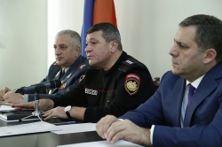 Начальник Полиции провел рабочее совещание в Тавушском марзе (ВИДЕО и ФОТОРЯД) Начальник Полиции провел рабочее совещание в Тавушском марзе (ВИДЕО и ФОТОРЯД)