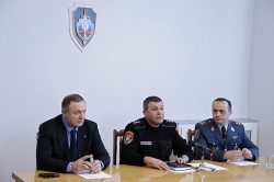 Начальник Полиции провел рабочее совещание в Армавирском марзе (ВИДЕО и ФОТОРЯД) Начальник Полиции провел рабочее совещание в Армавирском марзе (ВИДЕО и ФОТОРЯД)