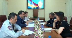 «Իրավական հետազոտությունների ազգային կենտրոն» հասարակական կազմակերպության ներկայացուցիչները՝ ՀՀ ոստիկանությունում (ՏԵՍԱՆՅՈՒԹ) «Իրավական հետազոտությունների ազգային կենտրոն» հասարակական կազմակերպության ներկայացուցիչները՝ ՀՀ ոստիկանությունում (ՏԵՍԱՆՅՈՒԹ)