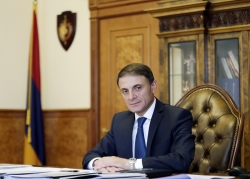 ՀՀ ոստիկանության պետի ուղերձը Երևանի ավագանու ընտրությունների առթիվ (ՏԵՍԱՆՅՈՒԹ) ՀՀ ոստիկանության պետի ուղերձը Երևանի ավագանու ընտրությունների առթիվ (ՏԵՍԱՆՅՈՒԹ)