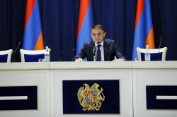 Աշխատանքային խորհրդակցություն ոստիկանությունում (ՏԵՍԱՆՅՈՒԹ, ԼՈՒՍԱՆԿԱՐՆԵՐ) Աշխատանքային խորհրդակցություն ոստիկանությունում (ՏԵՍԱՆՅՈՒԹ, ԼՈՒՍԱՆԿԱՐՆԵՐ)