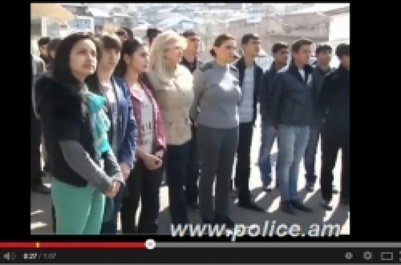 Աշակերտներն այցելեցին ոստիկանության Երևան քաղաքի վարչության պարեկապահակետային ծառայության գունդ (ՏԵՍԱՆՅՈՒԹ)