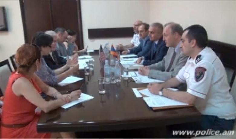 A delegation led by Deputy Chief of Mission at the U.S. Embassy in Armenia visits the Police (VIDEO)