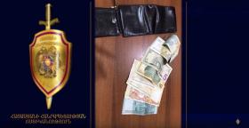 Ոստիկանները գրպանահատների են բերման ենթարկել ու հայտնաբերել գողացված դրամապանակները