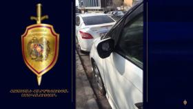 Արաբկիրի ոստիկանները հայտնաբերեցին Գրիբոյեդովի փողոցում կայանված մեքենաների հայելիները գողացողին 