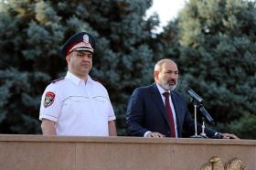 Визит исполняющего обязанности Премьер-министра РА в Ереванский полк патрульной службы