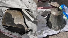 Ոստիկանները բացահայտել են լատունե գրքի և երկաթե զանգի գողությունները Ոստիկանները բացահայտել են լատունե գրքի և երկաթե զանգի գողությունները