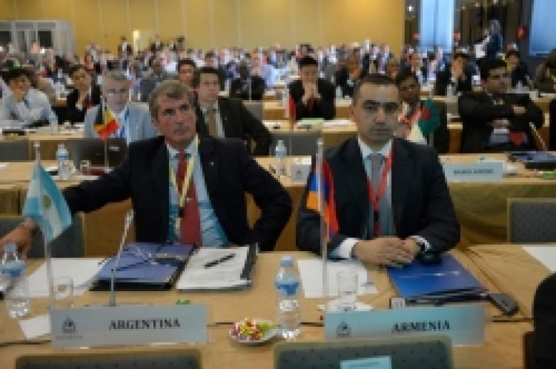 Ինտերպոլի ԱԿԲ-ների 9-րդ վեհաժողովը Ինտերպոլի ԱԿԲ-ների 9-րդ վեհաժողովը