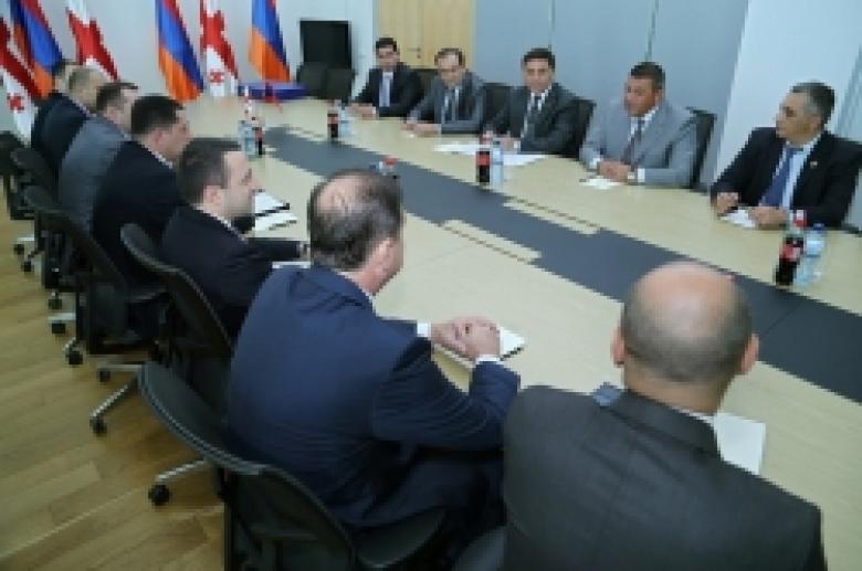 THE DELEGATION OF POLICE OF THE REPUBLIC OF ARMENIA VISITS TBILISI (PHOTOREPORTAGE) THE DELEGATION OF POLICE OF THE REPUBLIC OF ARMENIA VISITS TBILISI (PHOTOREPORTAGE)