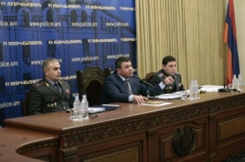 На заседании коллегии полиции Республики Армения подведены итоги деятельности за 2013 год (ВИДЕО и ФОТО)