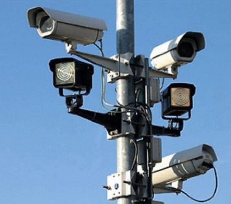 С 17 ноября 2014 года новые камеры видеонаблюдения, контролирующие скорость движения ТС и фиксирующие нарушения ПДД, будут задействованы еще на 3 участках города Еревана  