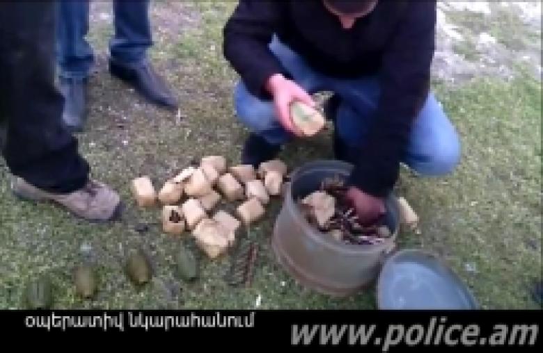 Խուզարկություն Արարատի մարզի Ջրահովիտ գյուղում (ՏԵՍԱՆՅՈՒԹ) Խուզարկություն Արարատի մարզի Ջրահովիտ գյուղում (ՏԵՍԱՆՅՈՒԹ)