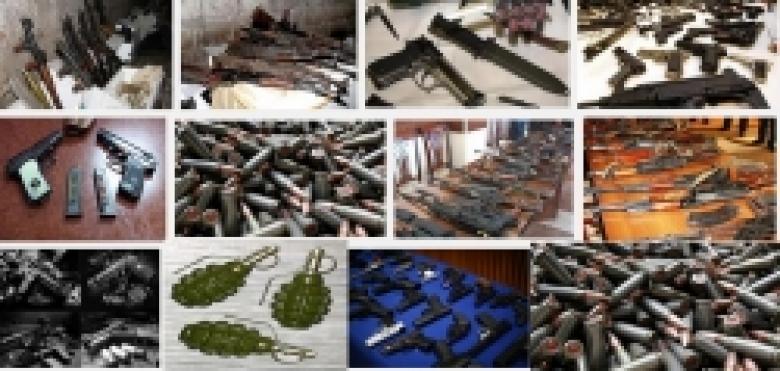 Ոստիկանության ստորաբաժանումներում բնակչության կողմից զենք-զինամթերքի կամավոր հանձնման գործընթացը շարունակվում է Ոստիկանության ստորաբաժանումներում բնակչության կողմից զենք-զինամթերքի կամավոր հանձնման գործընթացը շարունակվում է