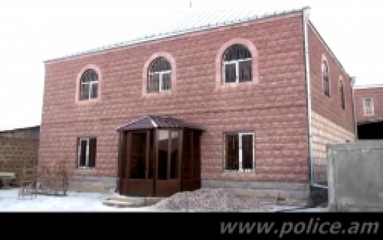 Անցյալ ամռանը առանձնատնից կատարված գողության հետքերով (ՏԵՍԱՆՅՈՒԹ) Անցյալ ամռանը առանձնատնից կատարված գողության հետքերով (ՏԵՍԱՆՅՈՒԹ)