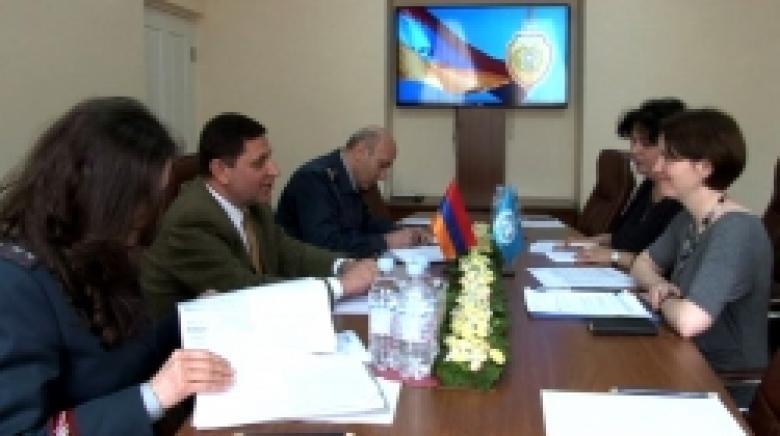 ՀՀ-ում ՄԱԿ-ի փախստականների գրասենյակի հանձնակատարի պաշտոնակատարը ՀՀ ոստիկանությունում (ՏԵՍԱՆՅՈՒԹ) ՀՀ-ում ՄԱԿ-ի փախստականների գրասենյակի հանձնակատարի պաշտոնակատարը ՀՀ ոստիկանությունում (ՏԵՍԱՆՅՈՒԹ)