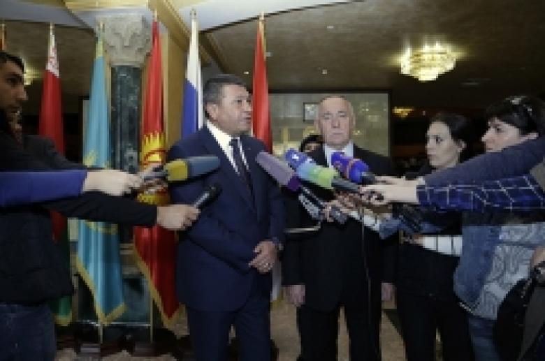 Состоялось 17-ое заседание Координационного совета руководителей компетентных органов по противодействию незаконному обороту наркотиков государств – членов ОДКБ (ФОТО и ВИДЕО) Состоялось 17-ое заседание Координационного совета руководителей компетентных органов по противодействию незаконному обороту наркотиков государств – членов ОДКБ (ФОТО и ВИДЕО)