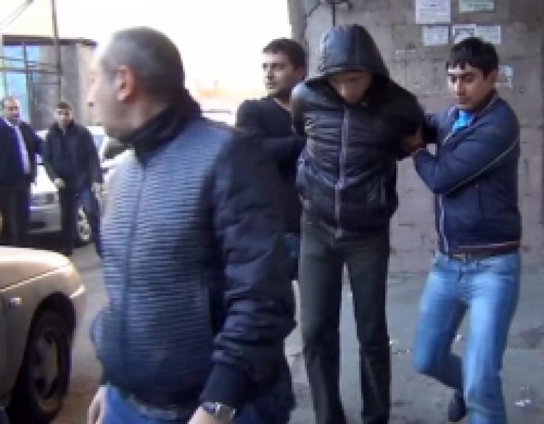 Ոստիկանությունը՝ բնակարանային գողությունների հետքերով (ՏԵՍԱՆՅՈՒԹ) Ոստիկանությունը՝ բնակարանային գողությունների հետքերով (ՏԵՍԱՆՅՈՒԹ)