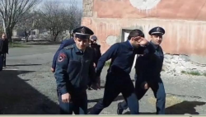 Սարի Թաղում տեղի ունեցած վիճաբանությունն ավարտվեց ողբերգությամբ (ՏԵՍԱՆՅՈՒԹ) Սարի Թաղում տեղի ունեցած վիճաբանությունն ավարտվեց ողբերգությամբ (ՏԵՍԱՆՅՈՒԹ)