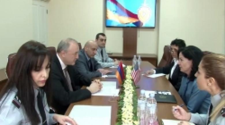 Legal Attaché at the U.S. Embassy in Georgia and her assistant visit the Armenian Police  (VIDEO)
