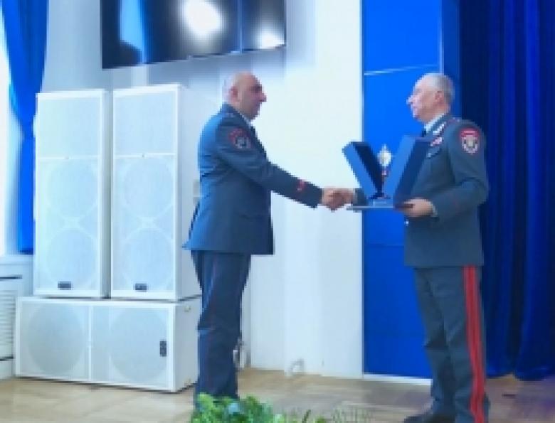 Արամ Կարապետյանը՝ «Պահպանության լավագույն ծառայող» (ՏԵՍԱՆՅՈՒԹ)  Արամ Կարապետյանը՝ «Պահպանության լավագույն ծառայող» (ՏԵՍԱՆՅՈՒԹ)