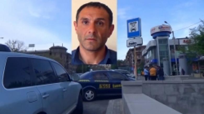 Դանակահարված տղամարդու վիճակը ծանր էր, վերքը՝ թափանցող. ոստիկանները բացահայտեցին հանցագործությունը (ՏԵՍԱՆՅՈՒԹ) Դանակահարված տղամարդու վիճակը ծանր էր, վերքը՝ թափանցող. ոստիկանները բացահայտեցին հանցագործությունը (ՏԵՍԱՆՅՈՒԹ)
