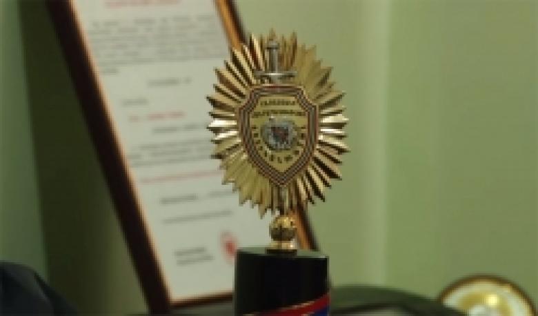 2017թ․ պահպանության լավագույն ծառայողը ավագ լեյտենանտ Արման Պողոսյանն է (ՏԵՍԱՆՅՈՒԹ) 2017թ․ պահպանության լավագույն ծառայողը ավագ լեյտենանտ Արման Պողոսյանն է (ՏԵՍԱՆՅՈՒԹ)