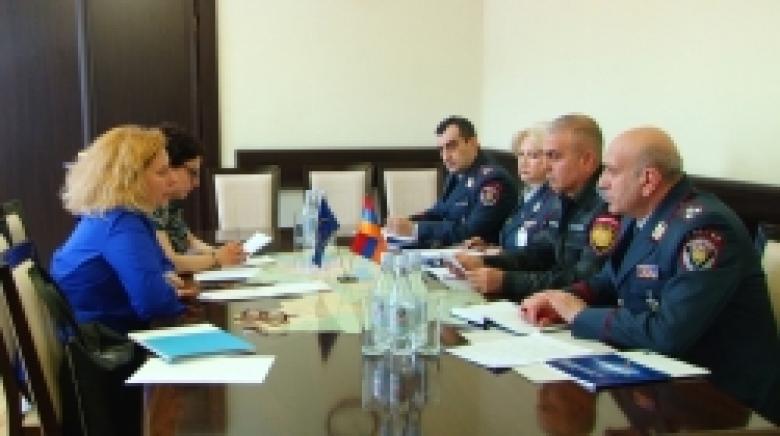 Ոստիկանության պետի առաջին տեղակալն ընդունել է Հայաստանում Եվրոպայի խորհրդի գրասենյակի ղեկավարին (ՏԵՍԱՆՅՈՒԹ) Ոստիկանության պետի առաջին տեղակալն ընդունել է Հայաստանում Եվրոպայի խորհրդի գրասենյակի ղեկավարին (ՏԵՍԱՆՅՈՒԹ)