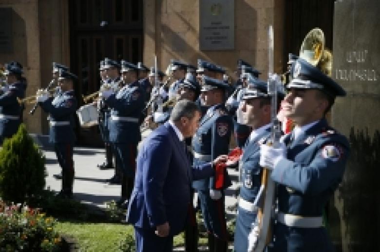 Праздничные торжества по случаю 100-летнего юбилея Полиции (ВИДЕО и ФОТОРЯД)