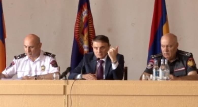 Ոստիկանության պետը աշխատանքային այց է կատարել Լոռու և Շիրակի մարզեր (ՏԵՍԱՆՅՈՒԹ) Ոստիկանության պետը աշխատանքային այց է կատարել Լոռու և Շիրակի մարզեր (ՏԵՍԱՆՅՈՒԹ)