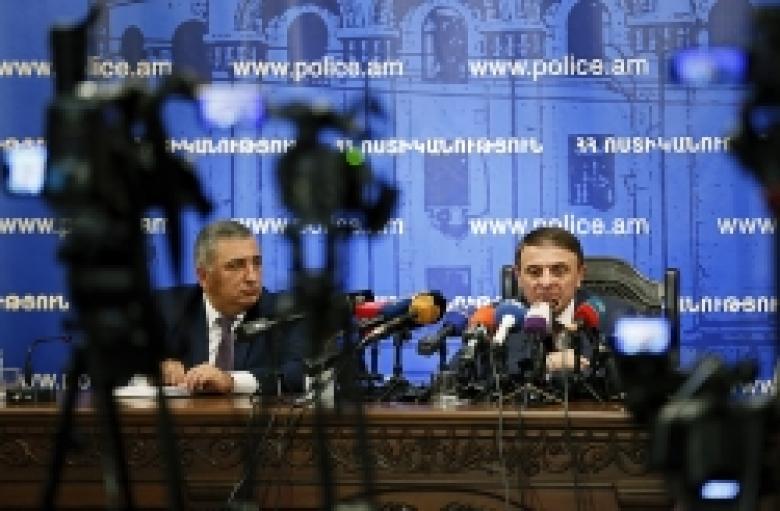 Ոստիկանության պետի մամուլի ասուլիսը /ՏԵՍԱՆՅՈՒԹ, ԼՈՒՍԱՆԿԱՐՆԵՐ/ Ոստիկանության պետի մամուլի ասուլիսը /ՏԵՍԱՆՅՈՒԹ, ԼՈՒՍԱՆԿԱՐՆԵՐ/