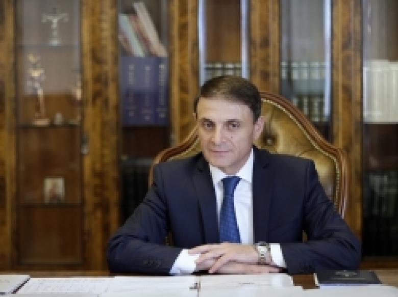 ՇՆՈՐՀԱՎՈՐՈՒՄ ԵՄ ՇՆՈՐՀԱՎՈՐՈՒՄ ԵՄ