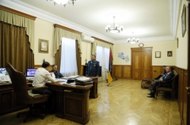 Վալերիյ Օսիպյանը նոյեմբերի 3-ին ոստիկանության ներկա և նախկին ծառայողների է ընդունել (ՏԵՍԱՆՅՈՒԹ, ԼՈՒՍԱՆԿԱՐՆԵՐ) Վալերիյ Օսիպյանը նոյեմբերի 3-ին ոստիկանության ներկա և նախկին ծառայողների է ընդունել (ՏԵՍԱՆՅՈՒԹ, ԼՈՒՍԱՆԿԱՐՆԵՐ)