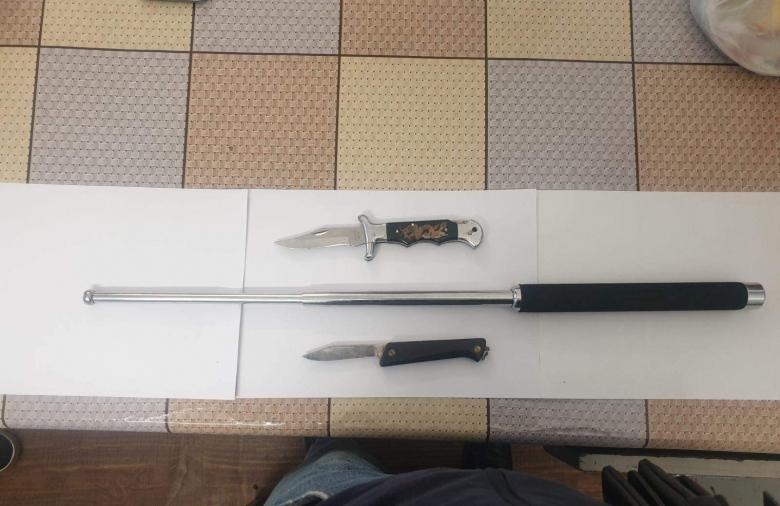 Մետրոպոլիտենի պահպանության բաժնի քրեական հետախույզները սառը զենքեր են հայտնաբերել Մետրոպոլիտենի պահպանության բաժնի քրեական հետախույզները սառը զենքեր են հայտնաբերել