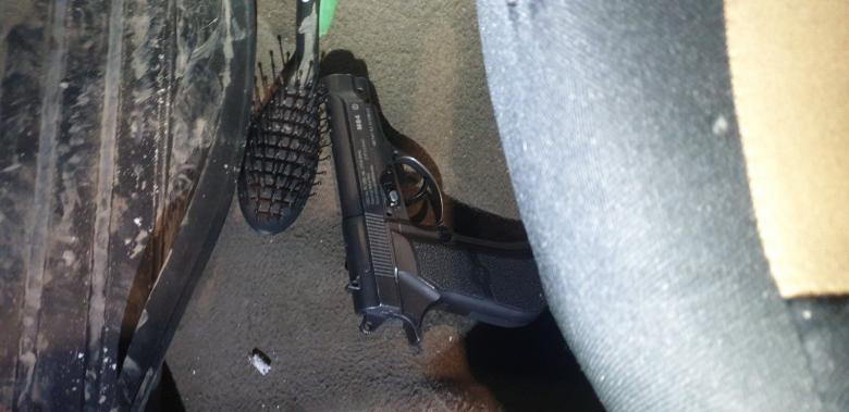 Գեղարքունիքի պարեկները ատրճանակ են հայտնաբերել Գեղարքունիքի պարեկները ատրճանակ են հայտնաբերել