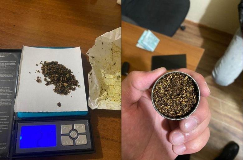 Տղամարդու մոտ թմրանյութ է հայտնաբերվել Տղամարդու մոտ թմրանյութ է հայտնաբերվել