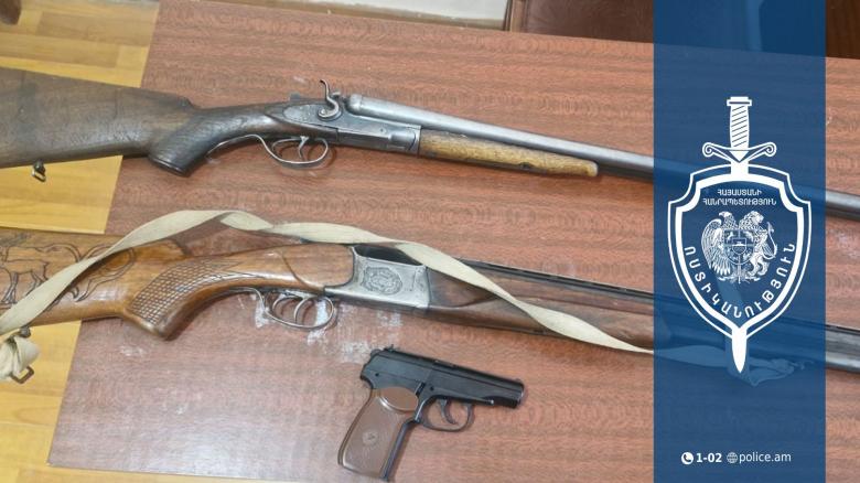 Սյունիքի պարեկները «Նիսան» մակնիշի մեքենայում ապօրինի պահվող հրազեններ են հայտնաբերել Սյունիքի պարեկները «Նիսան» մակնիշի մեքենայում ապօրինի պահվող հրազեններ են հայտնաբերել