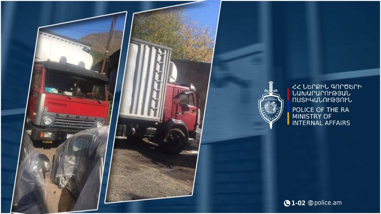 Սյունիքի պարեկները ձերբակալել են ապօրինի փայտանյութ տեղափոխող վարորդին․ նրա մոտ հայտնաբերվել է նաև թմրամիջոց Սյունիքի պարեկները ձերբակալել են ապօրինի փայտանյութ տեղափոխող վարորդին․ նրա մոտ հայտնաբերվել է նաև թմրամիջոց