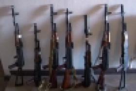 Ապօրինի պահվող զենք-զինամթերք հայտնաբերելու ուղղությամբ ոստիկանությունը պարբերաբար ուժեղացված համալիր միջոցառումներ է իրականացնում (ՏԵՍԱՆՅՈՒԹ) Ապօրինի պահվող զենք-զինամթերք հայտնաբերելու ուղղությամբ ոստիկանությունը պարբերաբար ուժեղացված համալիր միջոցառումներ է իրականացնում (ՏԵՍԱՆՅՈՒԹ)