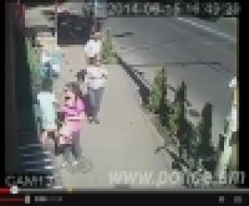 Արձագանքեք, ճանաչողներ. կողոպուտը կատարել է տեսանյութում պատկերված անձը (ՏԵՍԱՆՅՈՒԹ) Արձագանքեք, ճանաչողներ. կողոպուտը կատարել է տեսանյութում պատկերված անձը (ՏԵՍԱՆՅՈՒԹ)