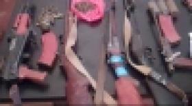 Ոստիկանության ծառայողների բացատրական աշխատանքների շնորհիվ՝ քաղաքացիները կամավոր զենք-զինամթերք են հանձնում Ոստիկանության ծառայողների բացատրական աշխատանքների շնորհիվ՝ քաղաքացիները կամավոր զենք-զինամթերք են հանձնում