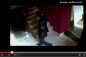 Սրճարանից դրամապանակ գողացողը, ամենայն հավանականությամբ, տեսանյութում պատկերված անձն է Սրճարանից դրամապանակ գողացողը, ամենայն հավանականությամբ, տեսանյութում պատկերված անձն է