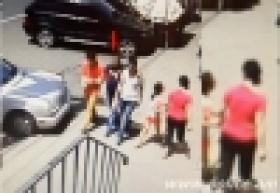 Խարդախի դեմքն արձանագրել է փողոցի տեսանկարահանող սարքը: Արձագանքեք, ճանաչողներ (ՏԵՍԱՆՅՈՒԹ) Խարդախի դեմքն արձանագրել է փողոցի տեսանկարահանող սարքը: Արձագանքեք, ճանաչողներ (ՏԵՍԱՆՅՈՒԹ)