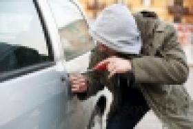 Թանկարժեք ավտոմեքենաներից գողություններ կատարած եռյակը հայտնաբերվեց և կալանավորվեց (ՏԵՍԱՆՅՈՒԹ) Թանկարժեք ավտոմեքենաներից գողություններ կատարած եռյակը հայտնաբերվեց և կալանավորվեց (ՏԵՍԱՆՅՈՒԹ)