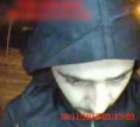 Տեսագրությունում պատկերված երիտասարդը կասկածվում է կողոպուտ կատարելու մեջ (ՏԵՍԱՆՅՈՒԹ)  Տեսագրությունում պատկերված երիտասարդը կասկածվում է կողոպուտ կատարելու մեջ (ՏԵՍԱՆՅՈՒԹ)