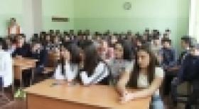 Ավանդույթը շարունակվում է. ոստիկանության ծառայողները՝  դպրոցներում (ՏԵՍԱՆՅՈՒԹ)  Ավանդույթը շարունակվում է. ոստիկանության ծառայողները՝  դպրոցներում (ՏԵՍԱՆՅՈՒԹ)