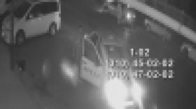 Փողոցի տեսագրող սարքերը ֆիքսել են բջջային հեռախոսի գողության մեջ կասկածվողին (ՏԵՍԱՆՅՈՒԹ) Փողոցի տեսագրող սարքերը ֆիքսել են բջջային հեռախոսի գողության մեջ կասկածվողին (ՏԵՍԱՆՅՈՒԹ)