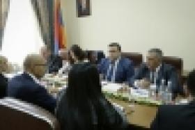 Հանդիպում ոստիկանությունում (ՏԵՍԱՆՅՈՒԹ և ԼՈՒՍԱՆԿԱՐՆԵՐ) Հանդիպում ոստիկանությունում (ՏԵՍԱՆՅՈՒԹ և ԼՈՒՍԱՆԿԱՐՆԵՐ)