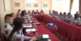 Ոստիկանության դպրոցական տեսուչները վերապատրաստվում են (ՏԵՍԱՆՅՈՒԹ) Ոստիկանության դպրոցական տեսուչները վերապատրաստվում են (ՏԵՍԱՆՅՈՒԹ)