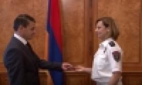 Վալերիյ Օսիպյանը սպայական կոչումներ ու պարգևներ է շնորհել (ՏԵՍԱՆՅՈՒԹ) Վալերիյ Օսիպյանը սպայական կոչումներ ու պարգևներ է շնորհել (ՏԵՍԱՆՅՈՒԹ)